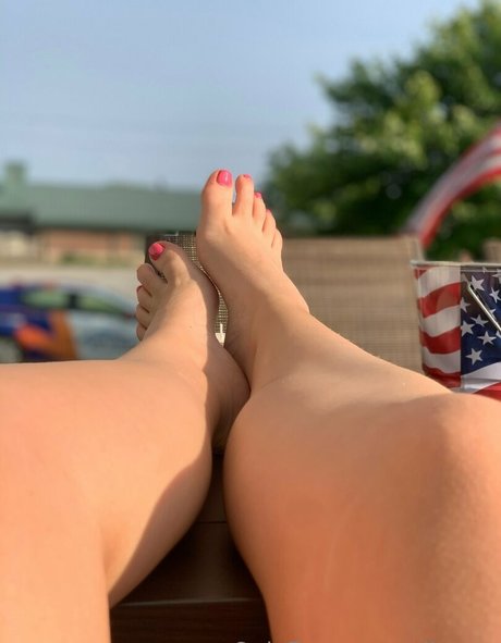 allyxtra star high quality pics