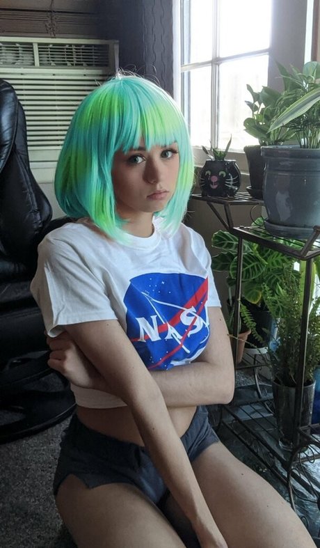 kqsiren naked model gallery