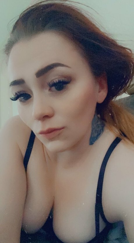 queeniethofree adult star pictures