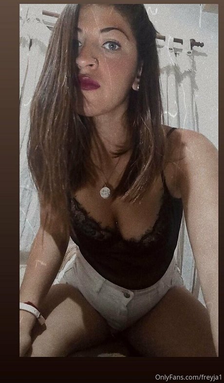 freyja1 pornographic model pic