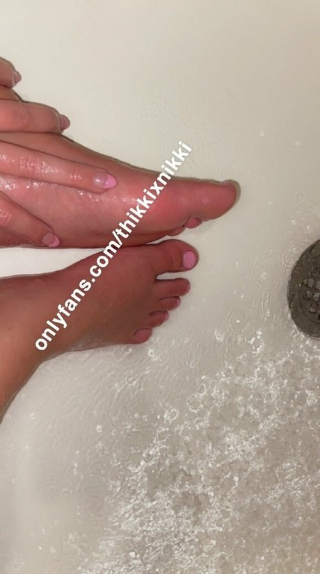 thikkixnikki free pornstar picture