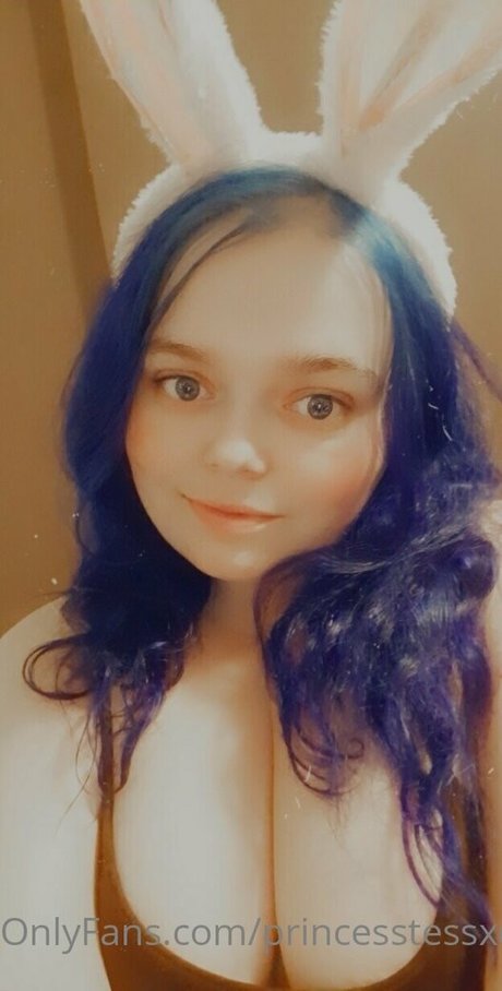 princesstessxoxo nudes actress galleries