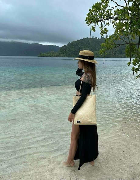 bella lla model pornographic img