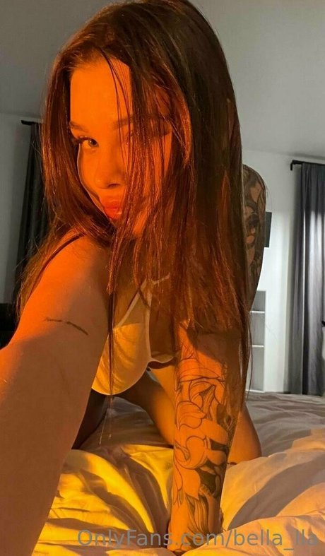 bella lla best model pictures