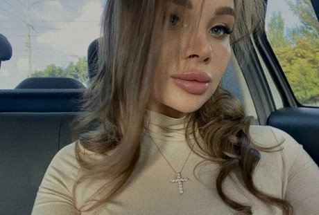 bella lla pornstar beautiful pic