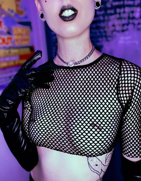 Alieninara erotic actress galleries