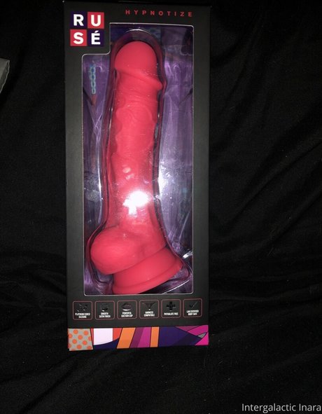 Alieninara pornographic actress archive