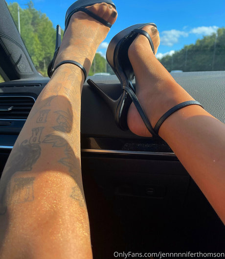 jennnnniferthomson hd star pictures