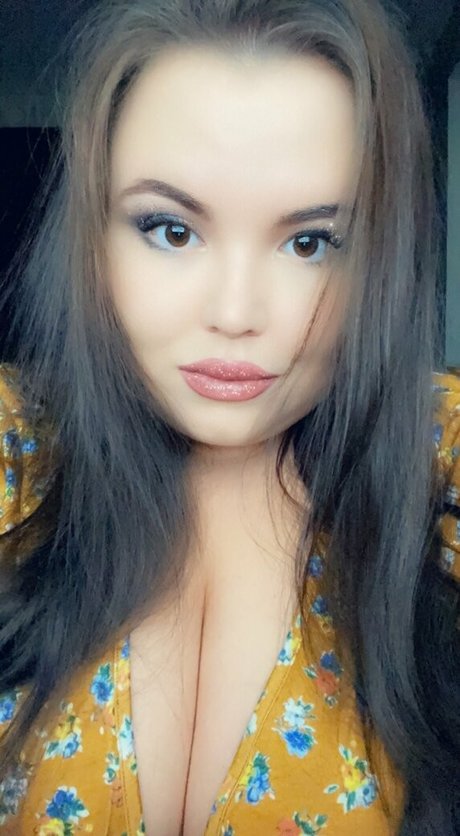 thickmaryfree model perfect photos