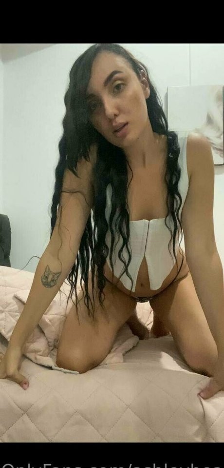 ashleybeautyx free actress photo