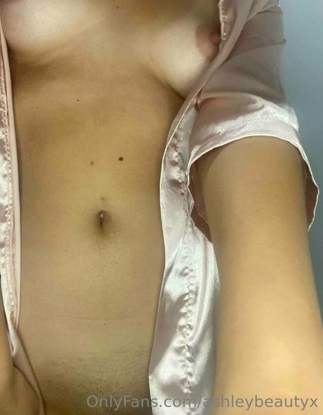 ashleybeautyx pornstar erotic photo