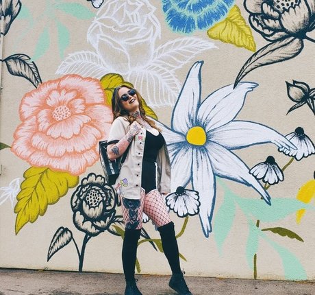 LoveLaurenn naked actress pictures