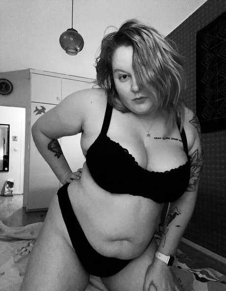 heyhotheidifree best pornstar archive