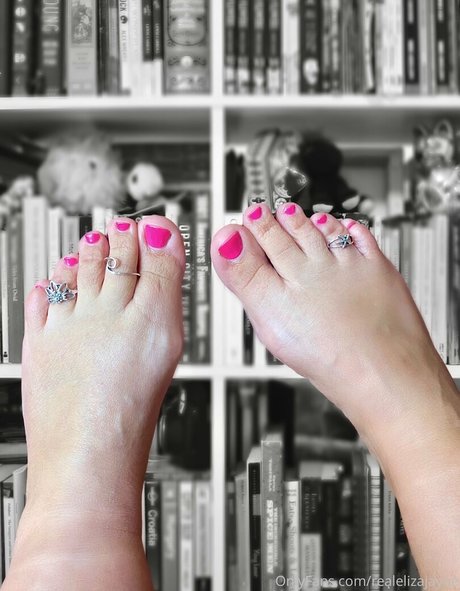 realelizajayne model sexy pic