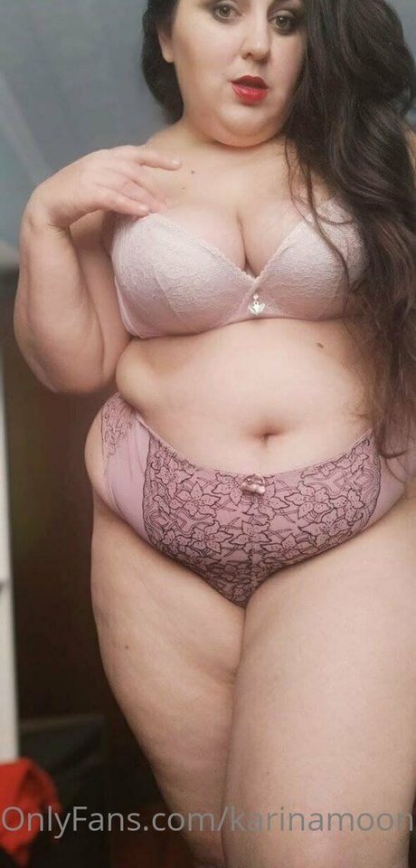 karinamoonn high quality model pics