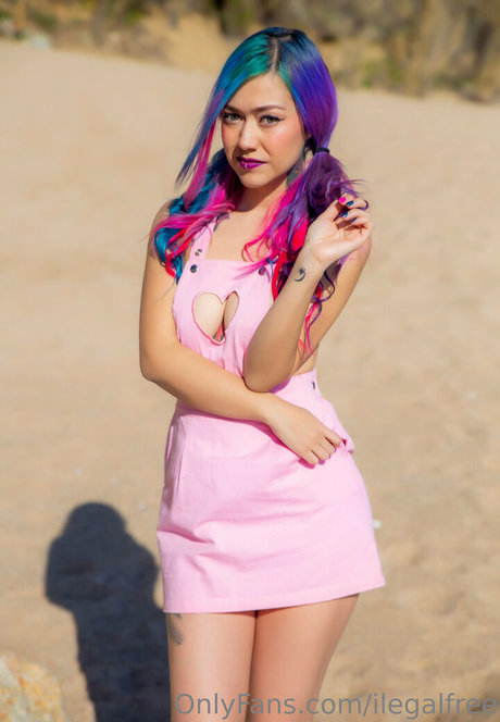 ilegalfree xxx model pics