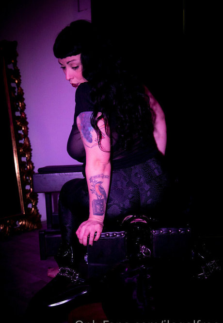 ilegalfree sexy model galleries