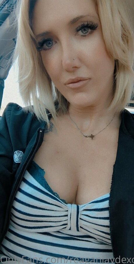 reaganjaydexo model exclusive pics