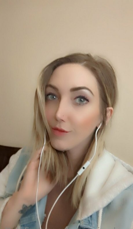 reaganjaydexo nudes star photo