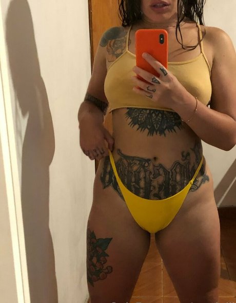 erotiniii model hot picture