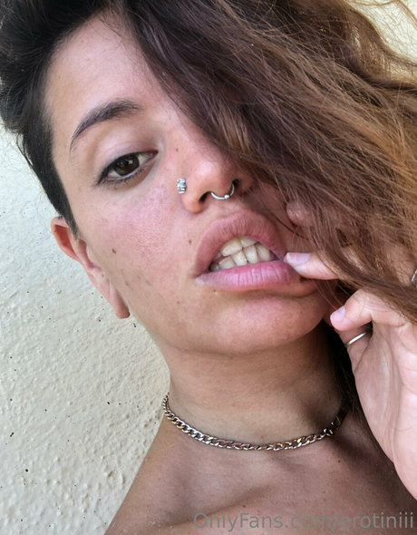 erotiniii pornstar images