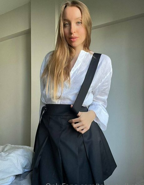 talentedkate model top images