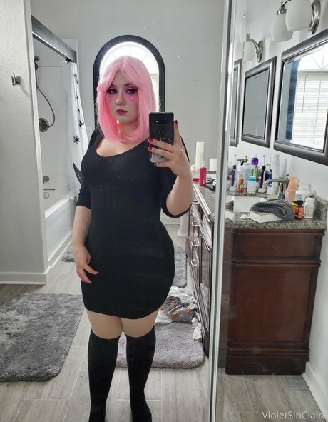 violetsinclaire nice model image