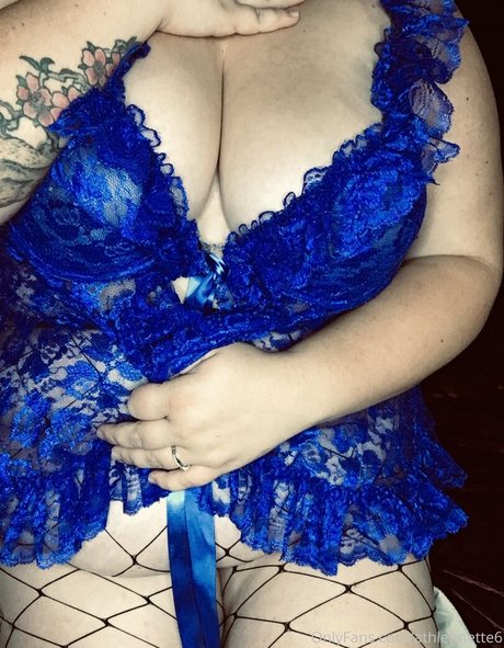 wet onlyfans hot naked img