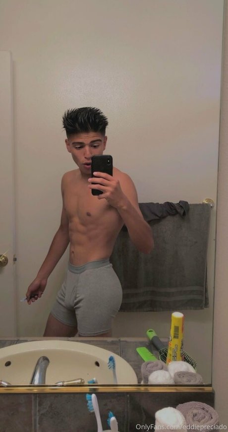 evillxe model perfect photo