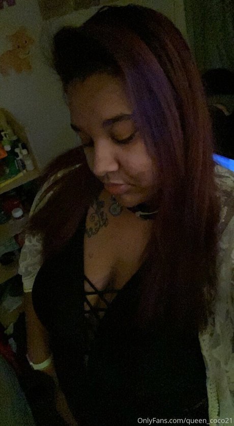 queen coco21 nudes model photos