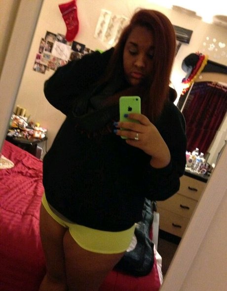 queen coco21 hot model archive