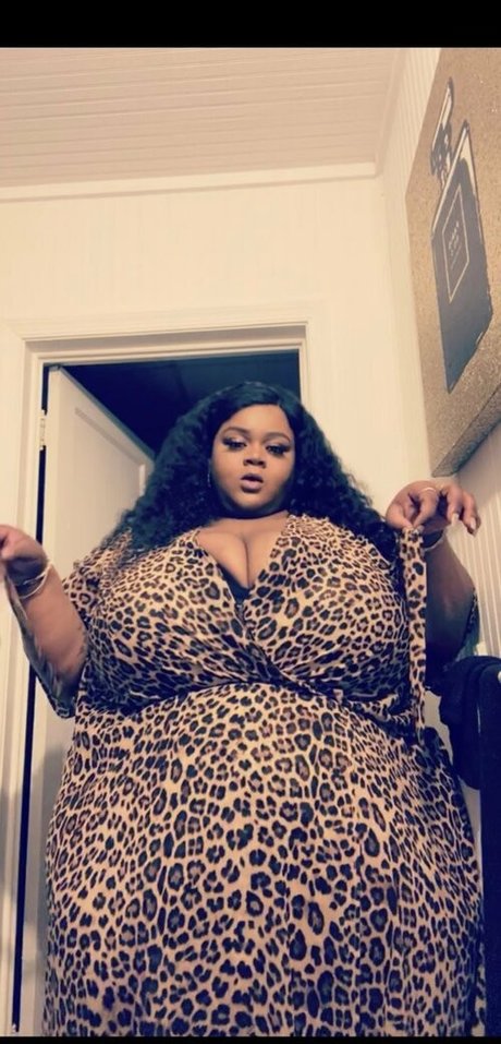 bigbabii art model pics