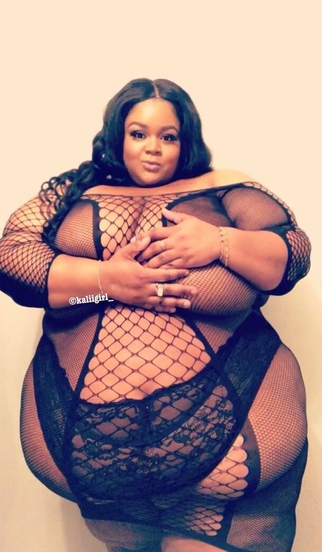 bigbabii naked star pic