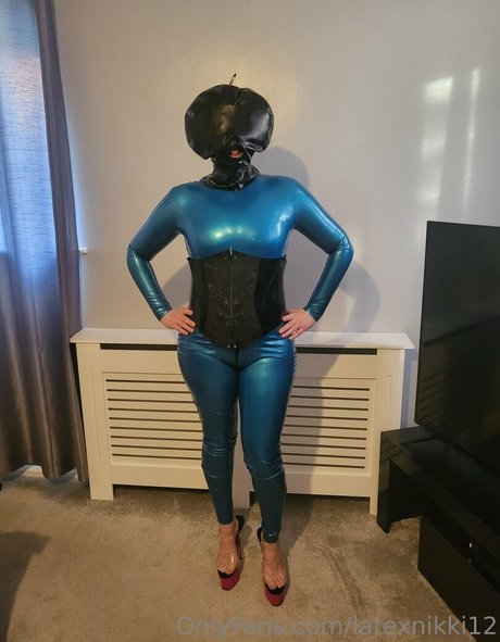 latexnikki12 hd pornstar photos
