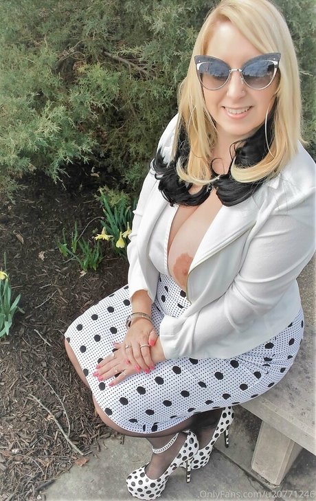 indyhw porn model pics