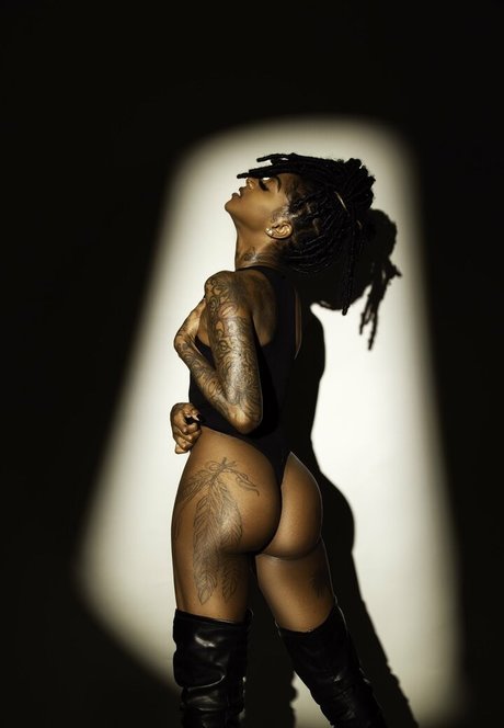 Zaria Linton pornstar best image