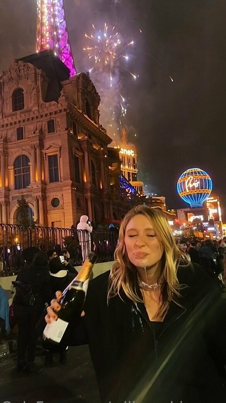 willowwhispers star free pic