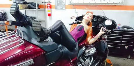 thaycherry star nude galleries