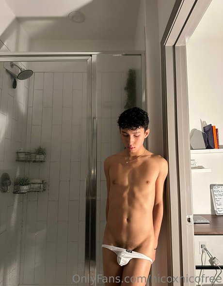 nicoxnicofree model erotic gallery
