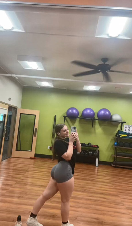 Emily V pornstar free img