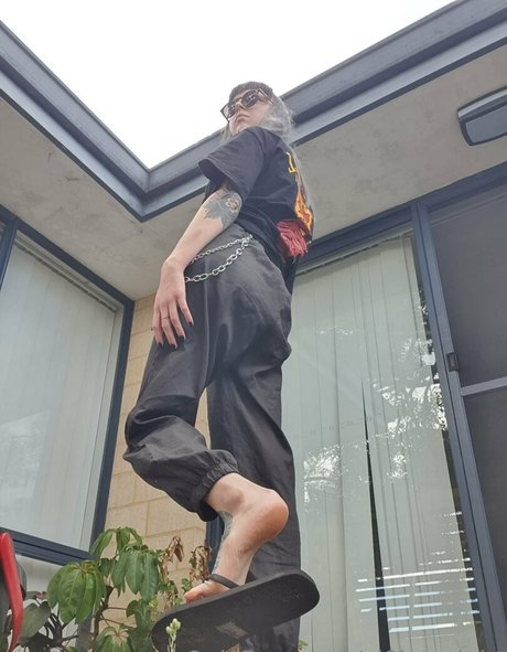 vi0let night model nice galleries