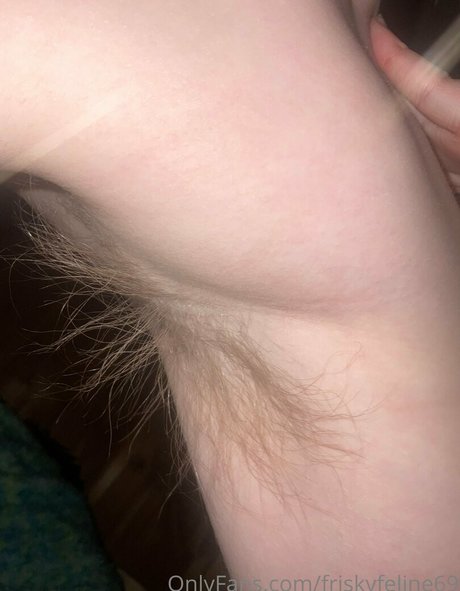 friskyfeline69 perfect model images