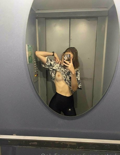 ivonnestark model nudes img