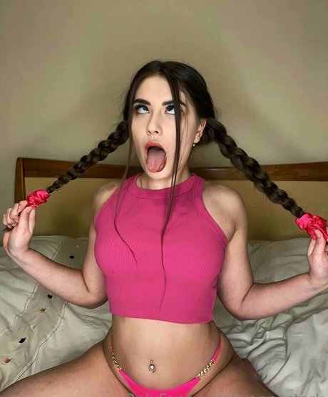 ivonnestark hd pornstar photo