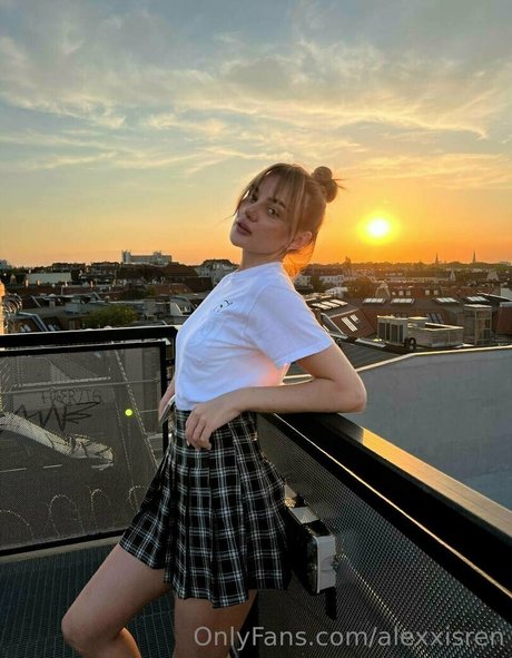 alexxisren free pornstar pics