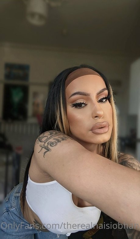 therealnaisiobhan model sexy galleries