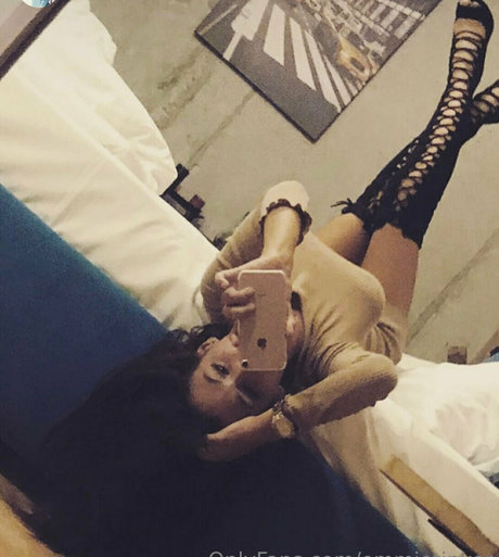 emmietinker model exclusive galleries