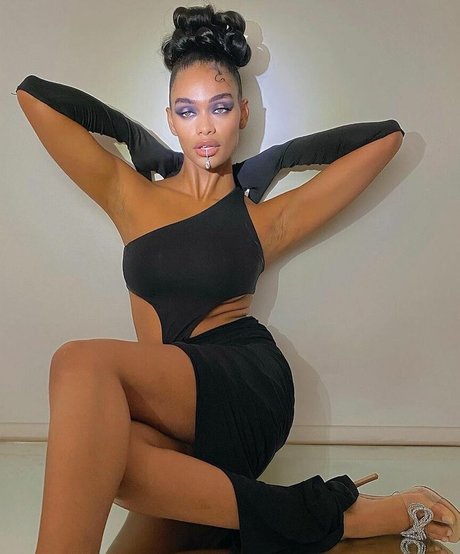 Aslayy Baugh star hot galleries