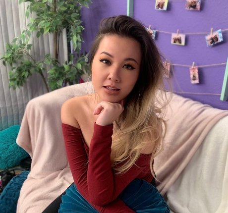 Gina Darling sexy model images