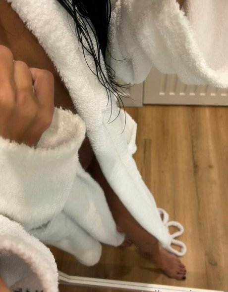 bellaperrix porn actress photos